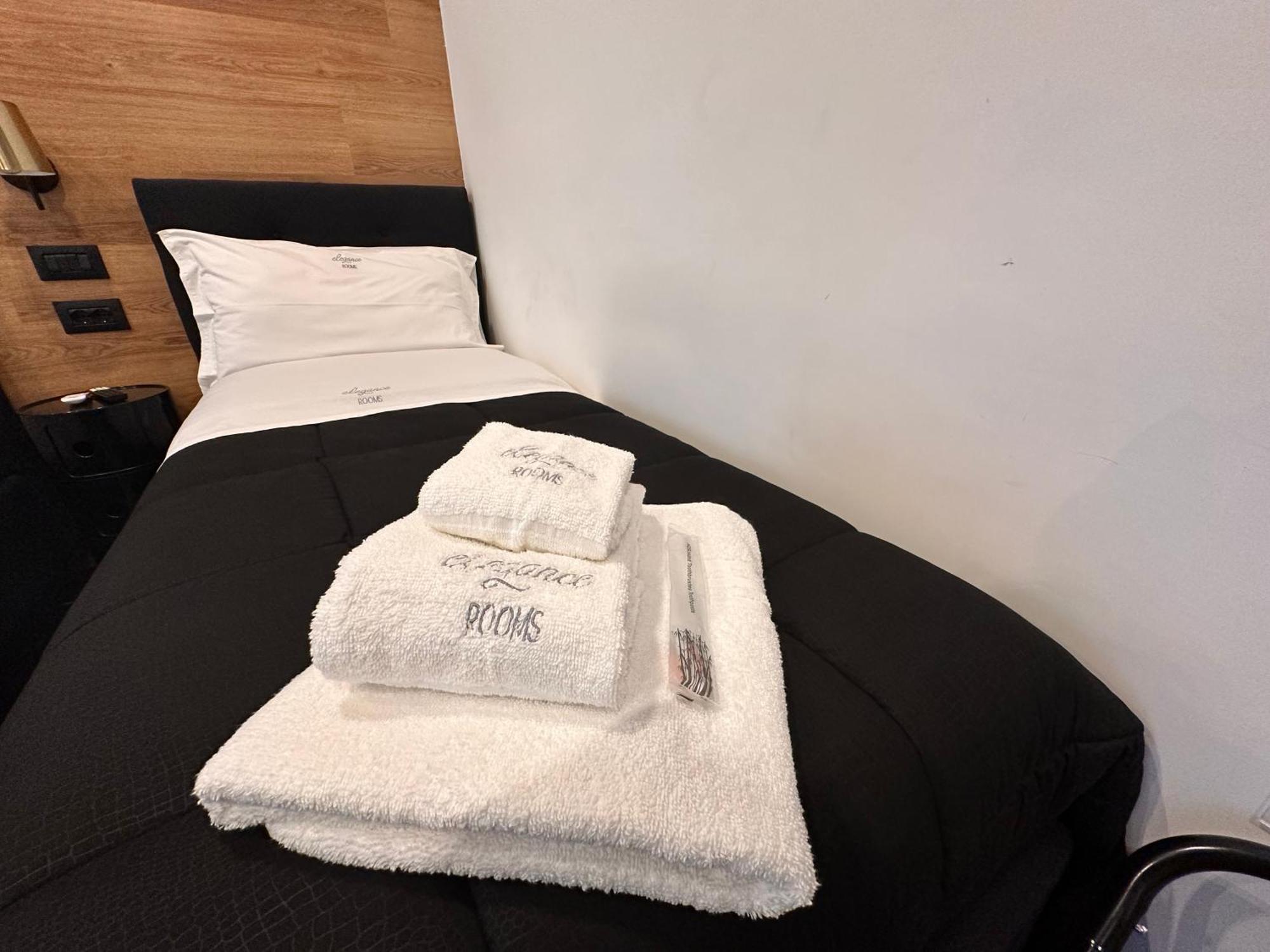 Elegance Rooms Spaccanapoli Екстер'єр фото