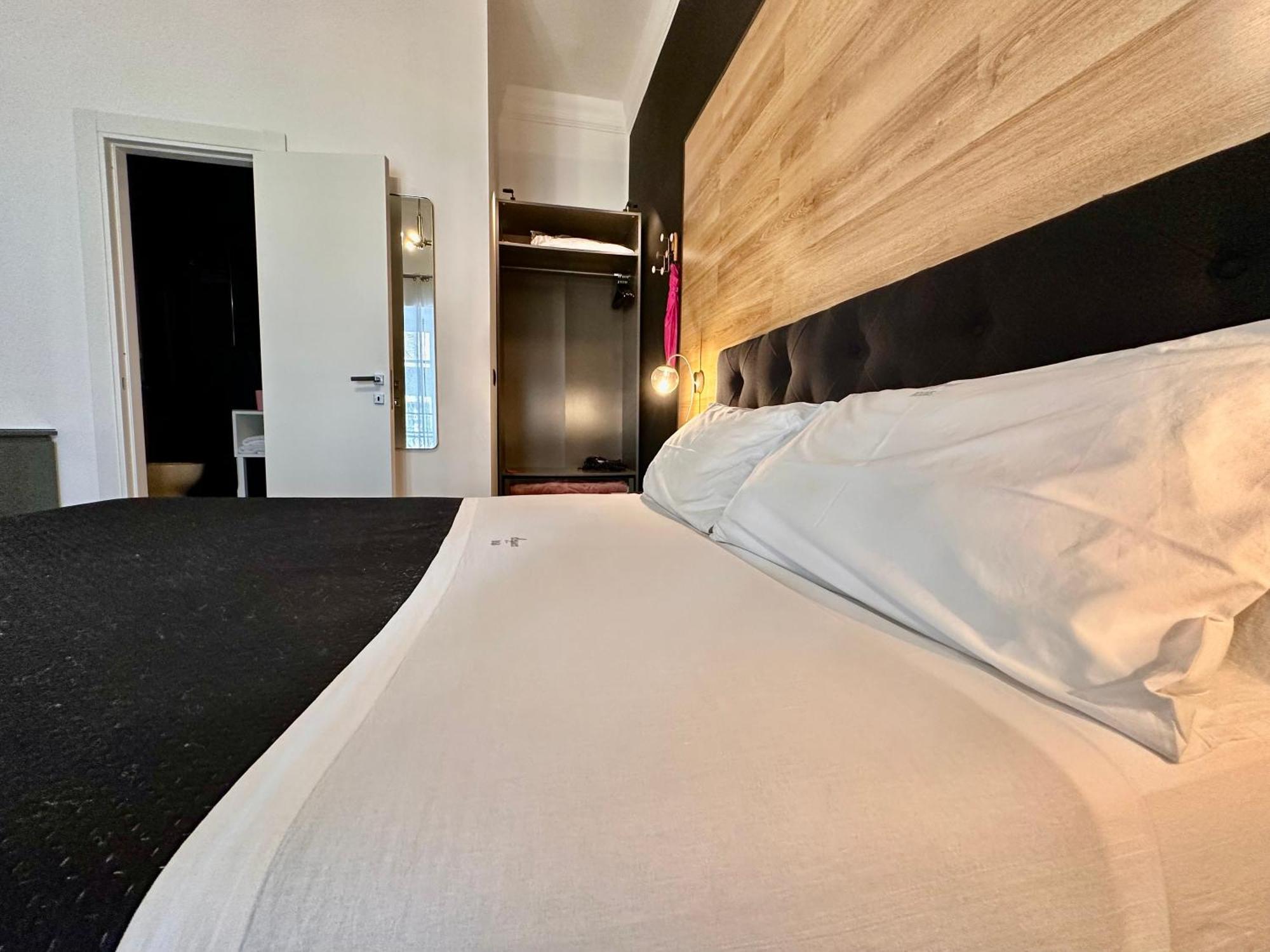 Elegance Rooms Spaccanapoli Екстер'єр фото