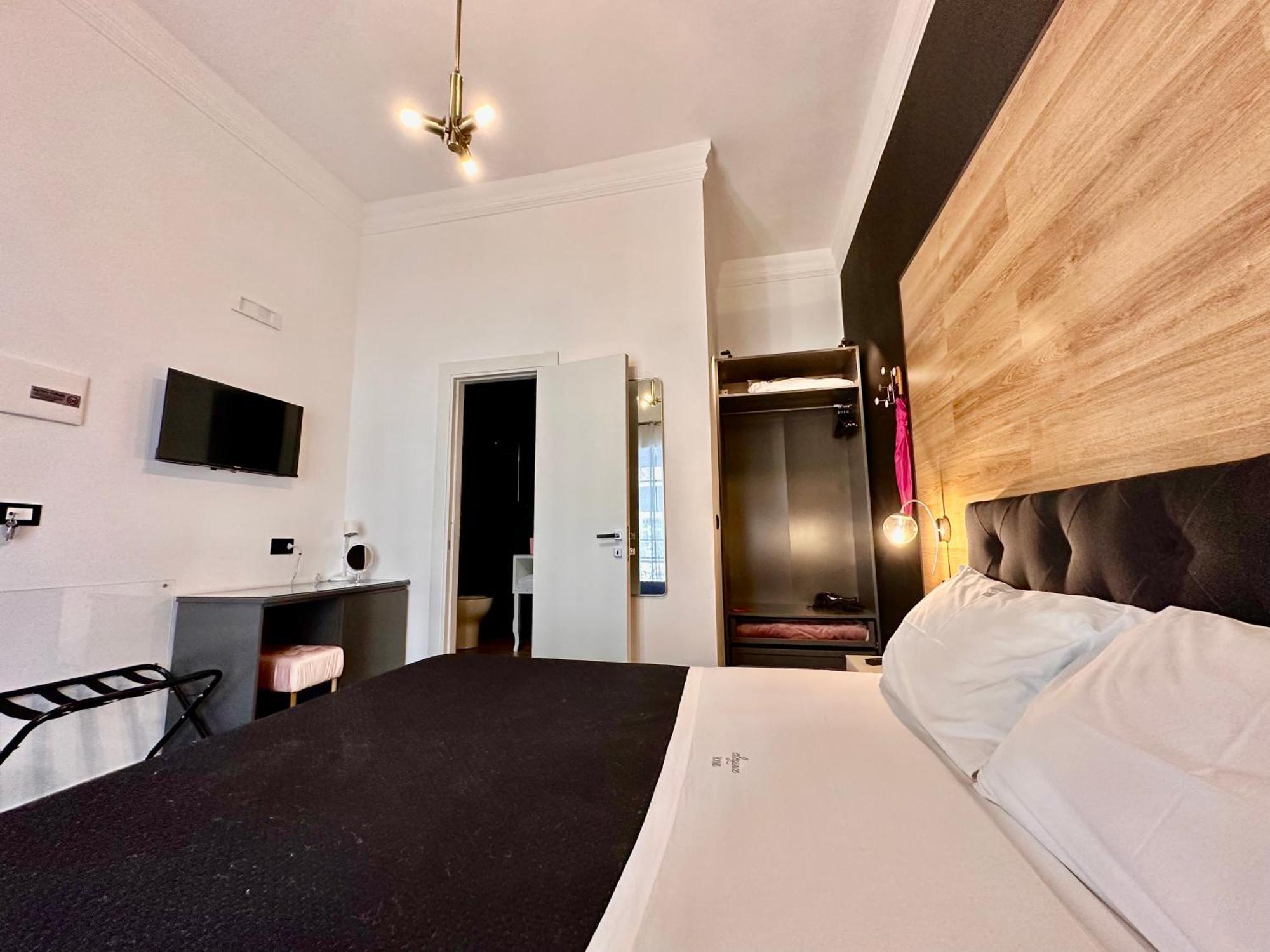 Elegance Rooms Spaccanapoli Екстер'єр фото